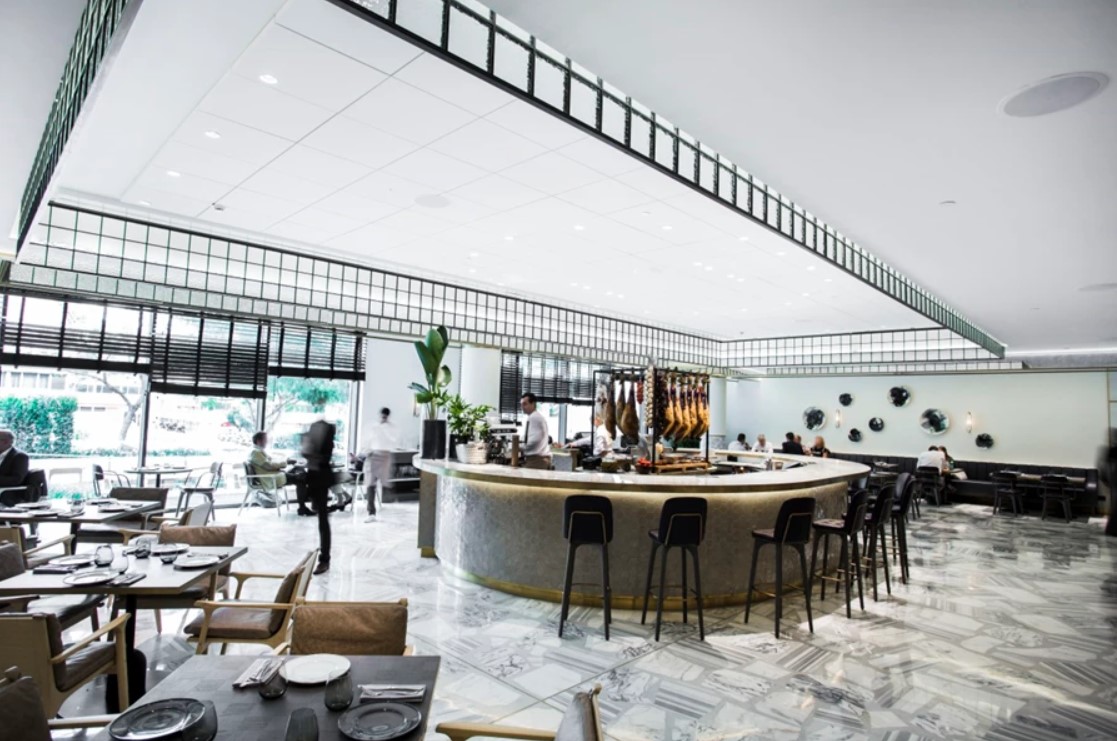 Ecophon Master SQ bar bar s panelmi Master SQ