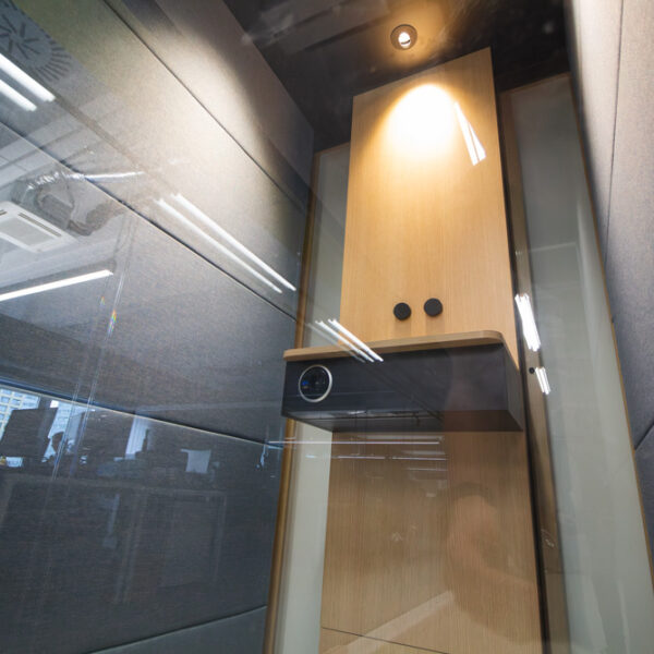 Interiér akustickej búdky Silent Room S