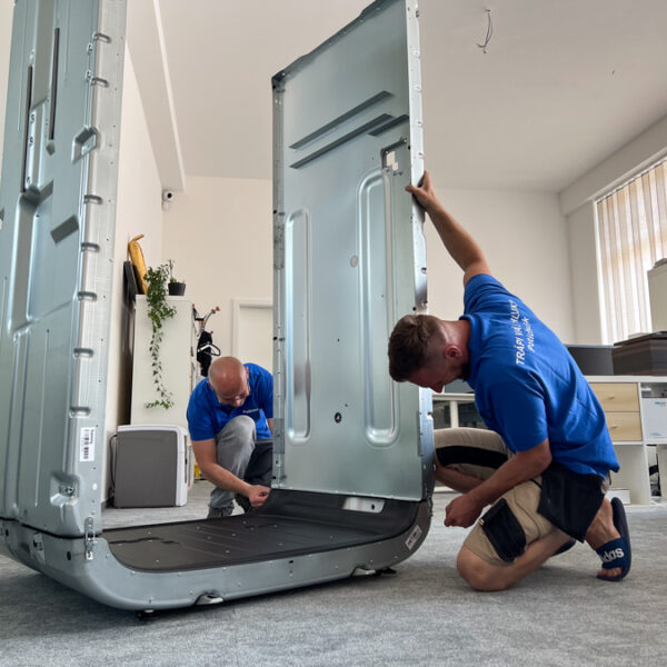 Montáž stien akustickej búdky