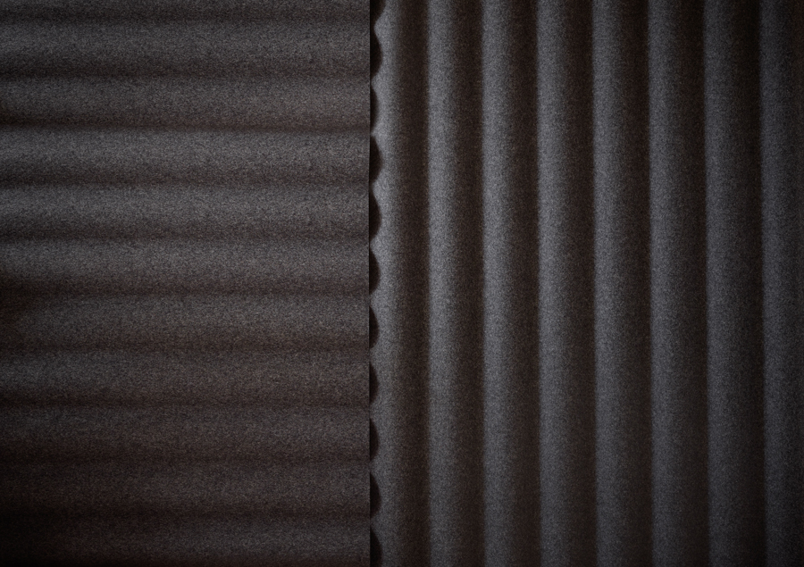 Tmavé akustické panely Scala Wall