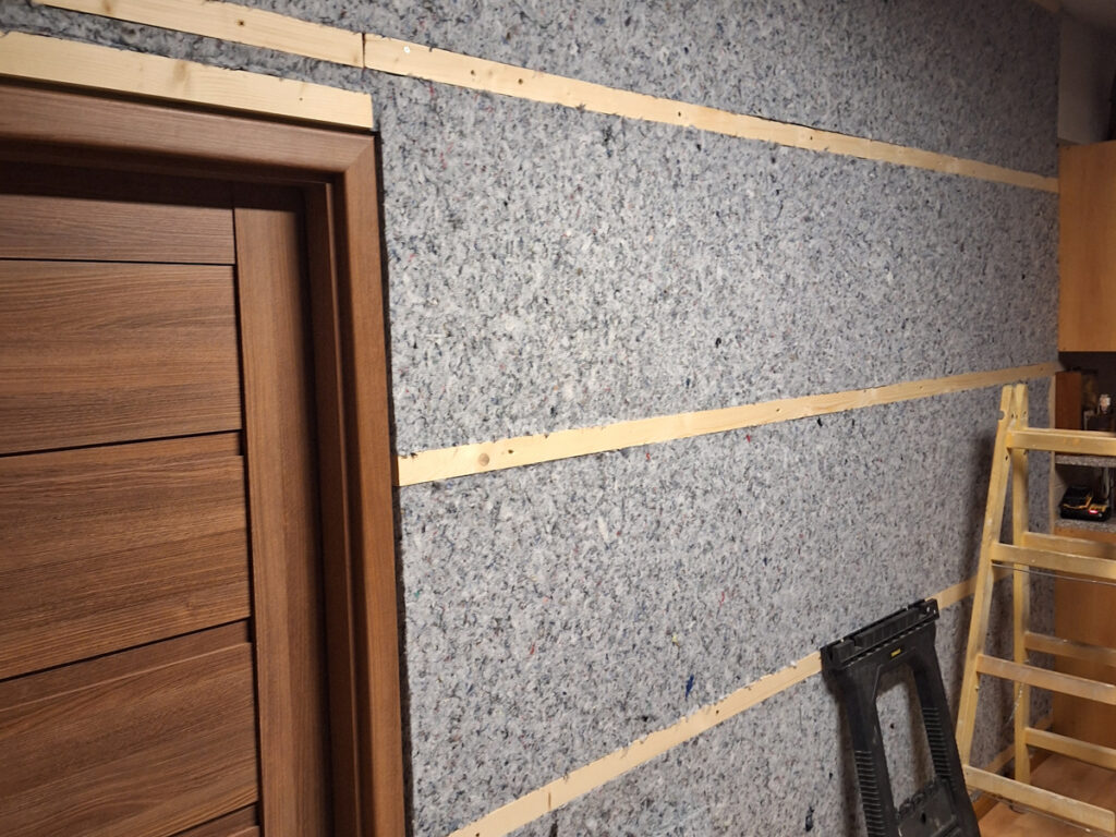 Zino Acoustic 30 na stene