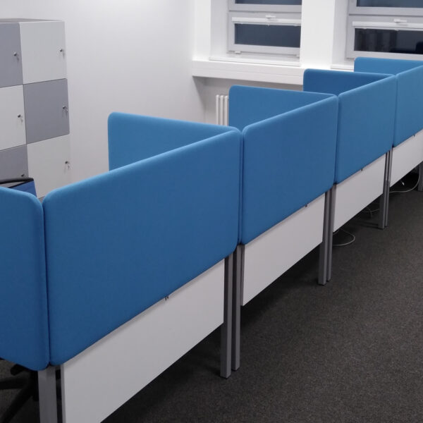 Ukážka akustických paravánov v kancelárii